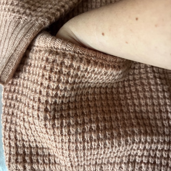 Comfy cable knit sweater - Picture 5 of 5